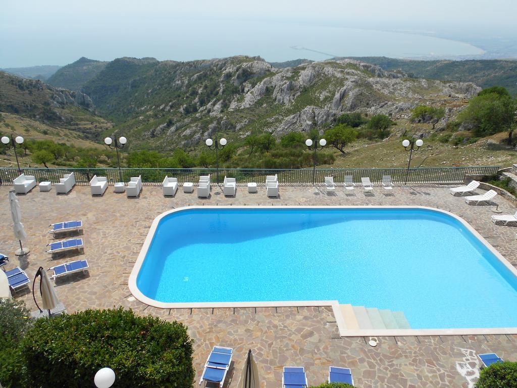 Hotel Santangelo モンテ・サンタンジェロ エクステリア 写真