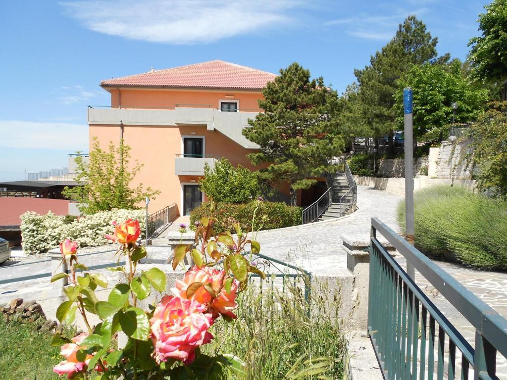 Hotel Santangelo モンテ・サンタンジェロ エクステリア 写真